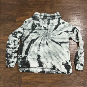 💥LAST DAY💥Simply Southern Women's Black, Gray Tie Dyed & Gold Glitter Sweatshirt